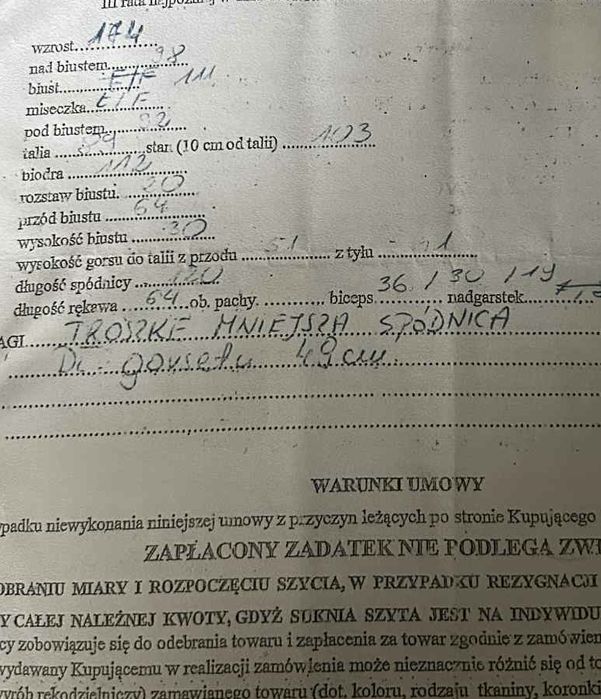 Suknia ślubna z odpinanymi rękawami