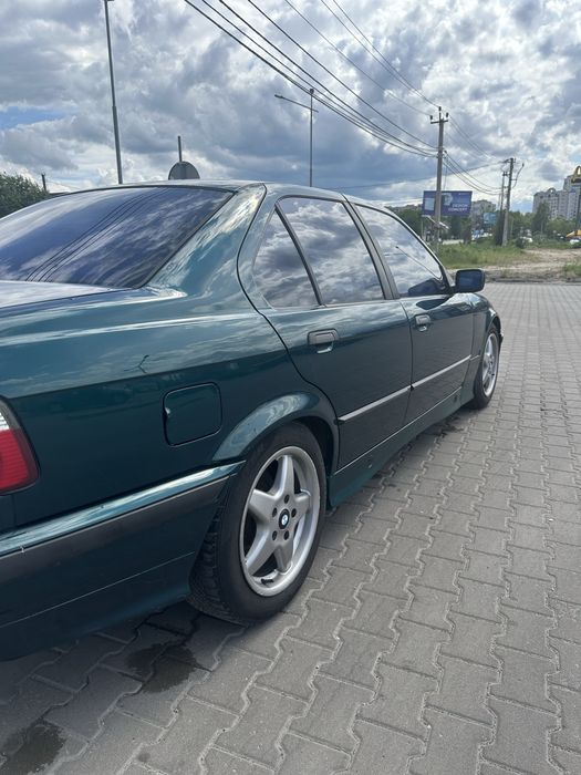 Продам бмв е36 328