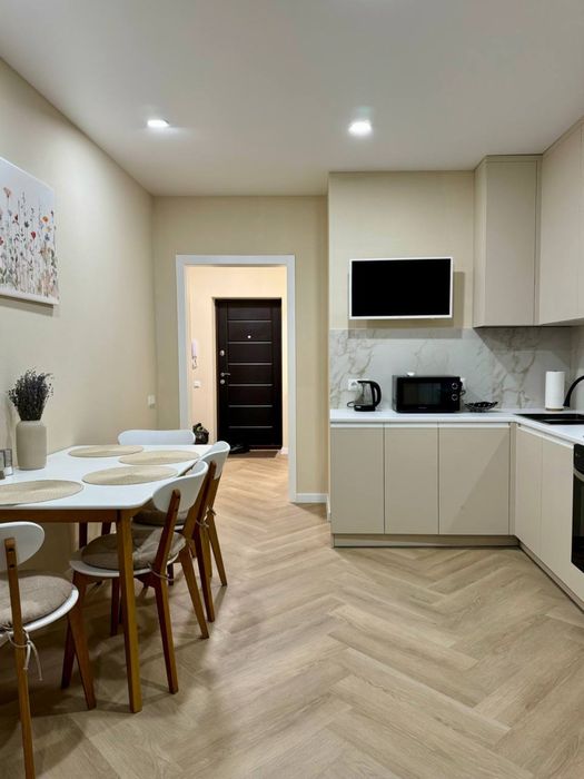 Подобова оренда. Апартаменти Vanilla Latte в ЖК Фаворит.