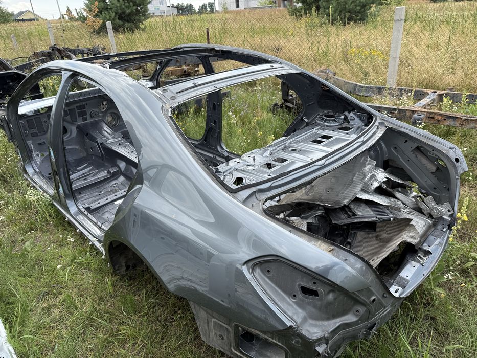 Кузов четверть W222 S-class Mercedes Мерседес четвертина частина