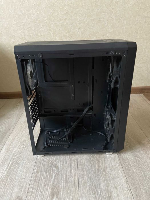 Корпус 1StPlayer F4-3B1 Black в гарному стані