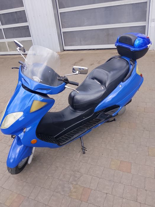 Максі скутер Kinroad 150куб
