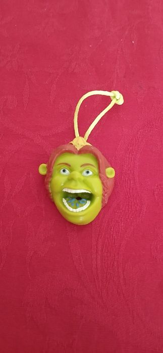 Figura Fiona de 2004