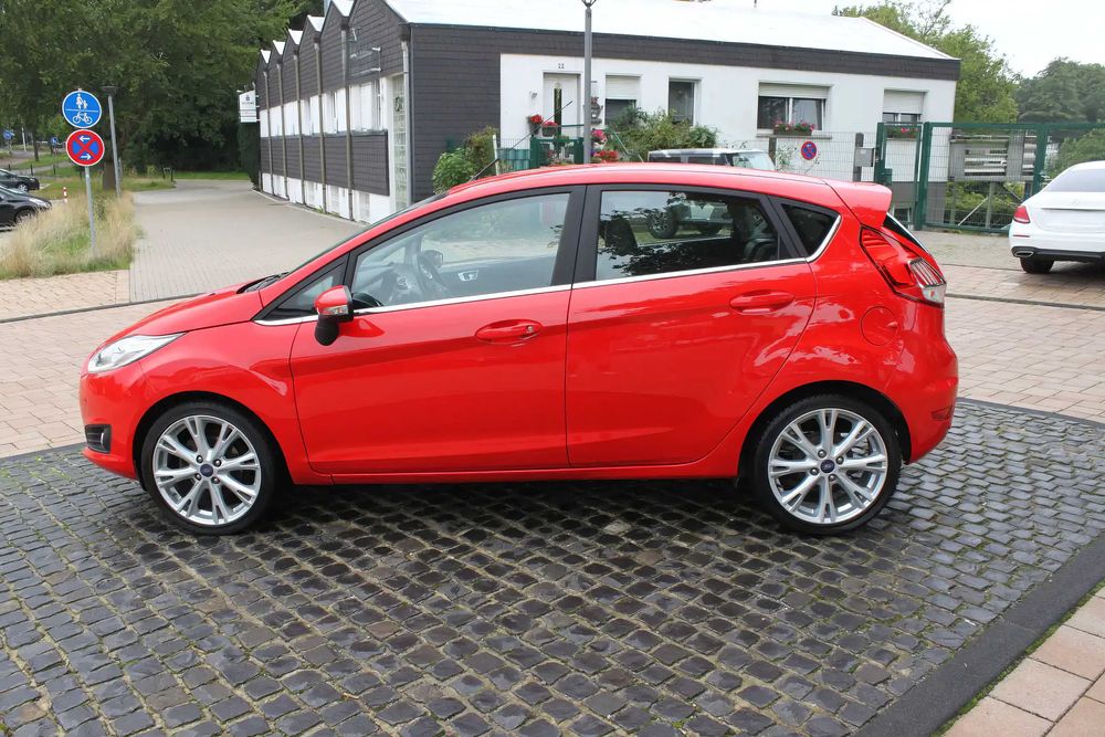 Ford Fiesta Titanium      2017