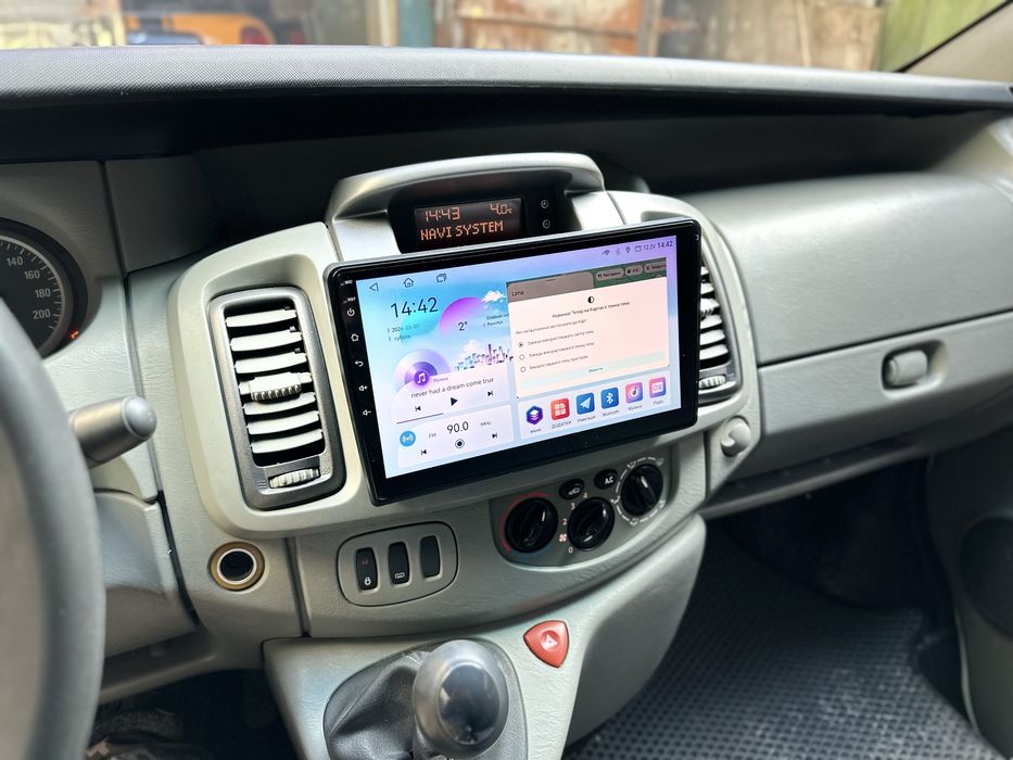 Магнітола андроїд для Renault Trafic, Opel Vivaro, автомагнитола 10 дюймів, CarPlay, Android Auto