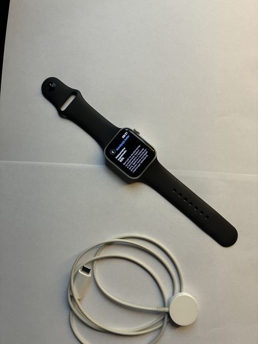 Apple watch se2 44 mm Silver