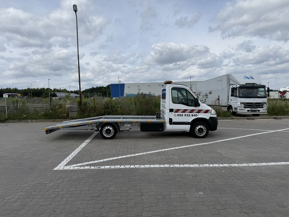 Renault Master 2004r. Laweta pomoc drogowa