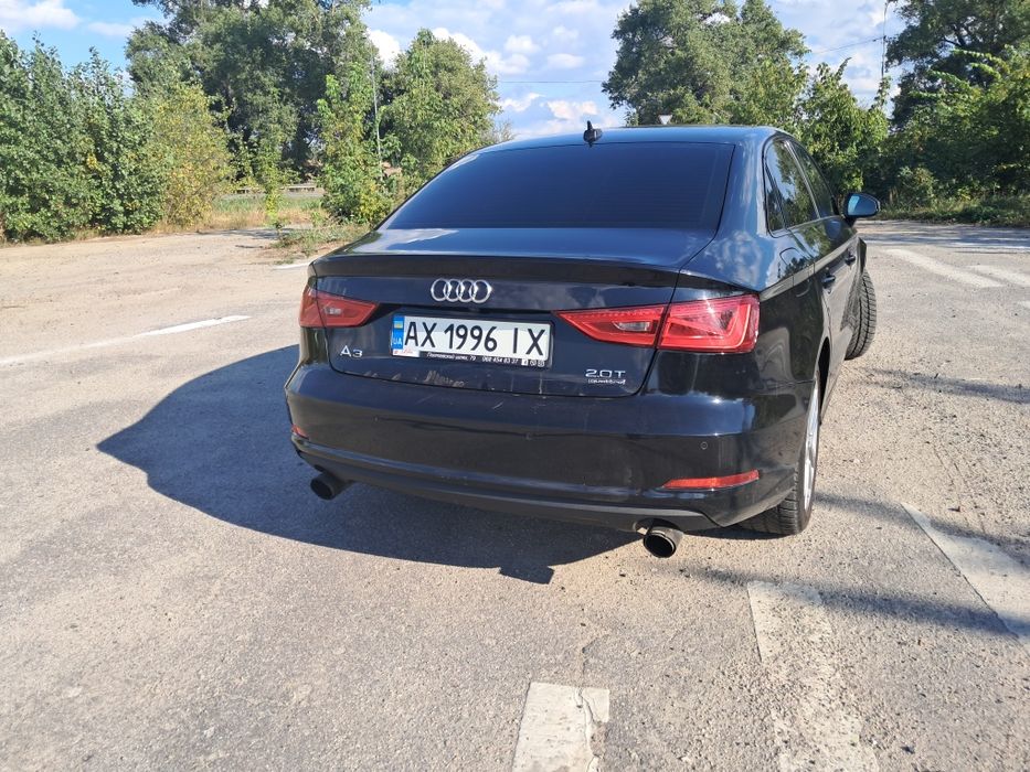 Ауді А3 2015року кватро