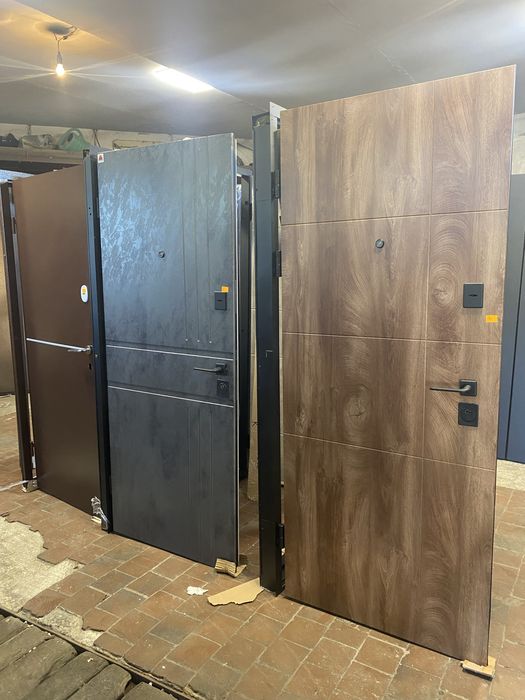 Вхідні двери б/у та нові