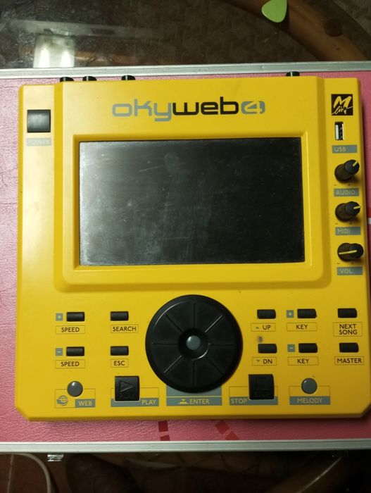 Okyweb4 sistema karaoke profissiona ou para dar espetáculos ao vivo et
