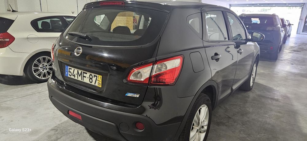 Nissan qashqai 2011