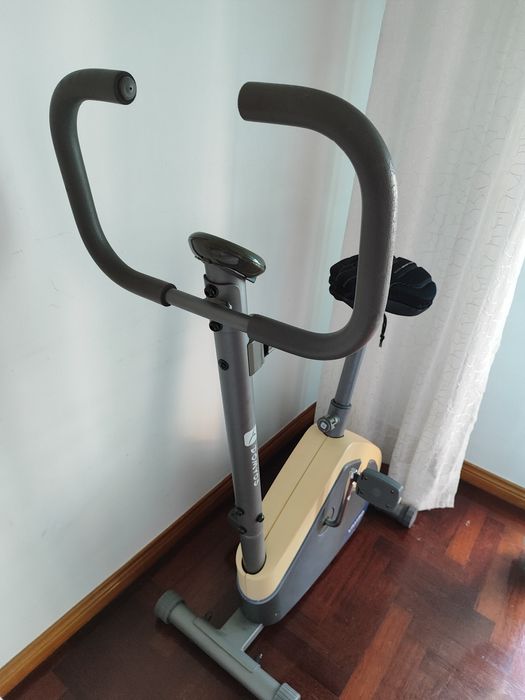 Bicicleta estática Domyos VM130