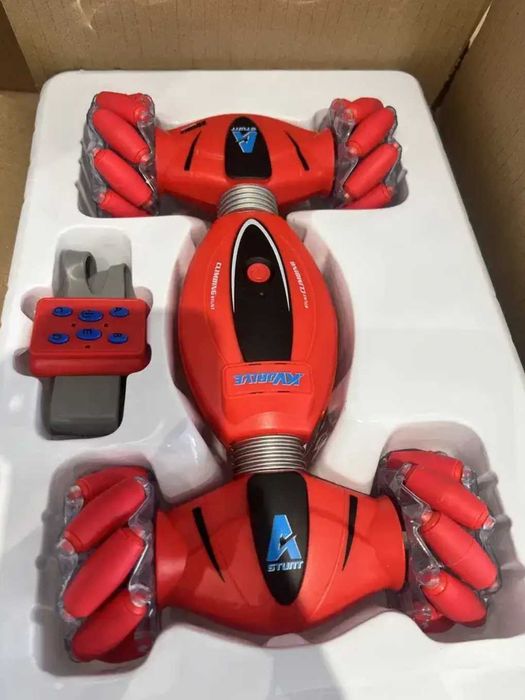 Швидка машина на пульті класна гоночна тачка перевертень