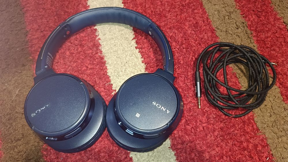 Słuchawki sony WH-CH700N