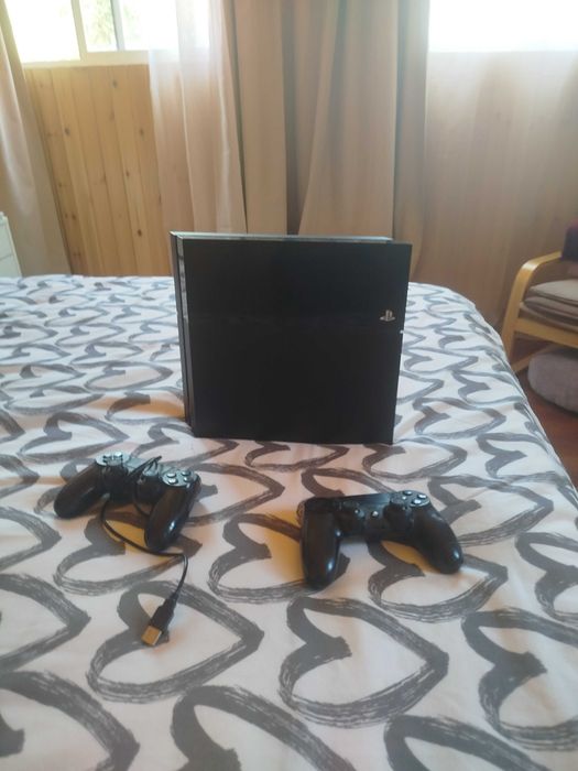 Vendo PlayStation 4