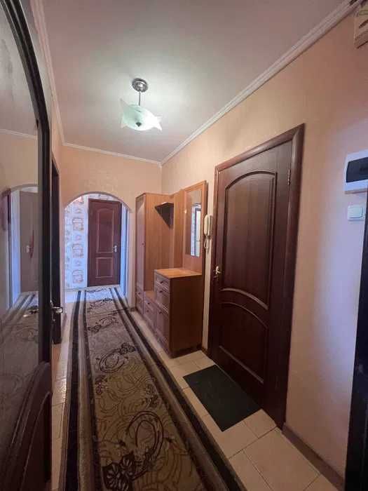 Продам 2-кім з ремонтом меблями та технікою Дарницький район Харківське шосе