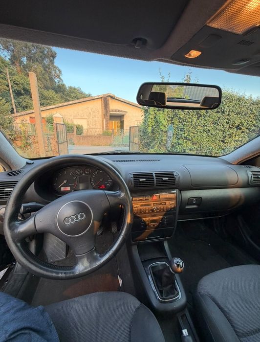 Audi A3 8L 1.6 SR | Bom Estado