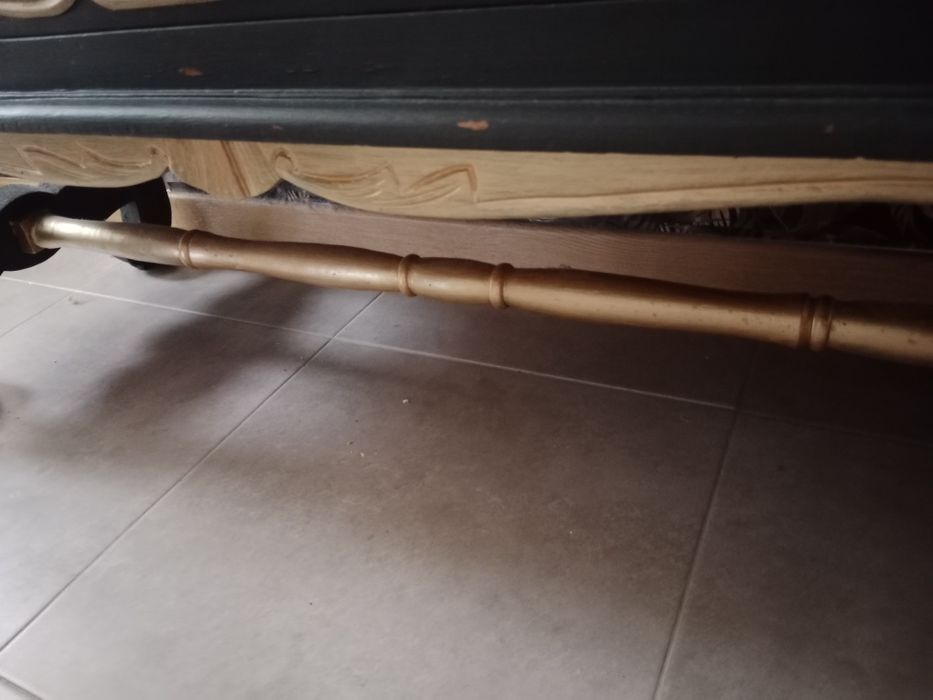 Móvel antigo   pintado