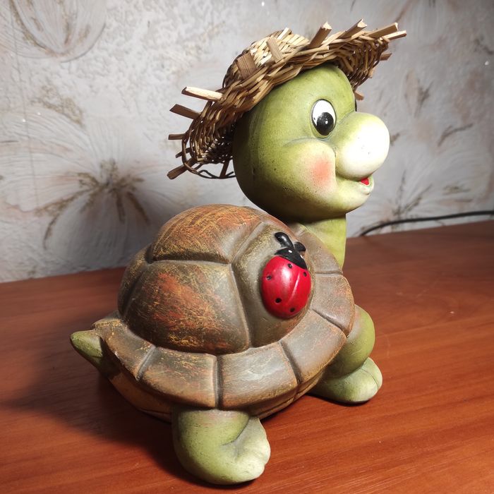 Красивая фигурка Черепашки.