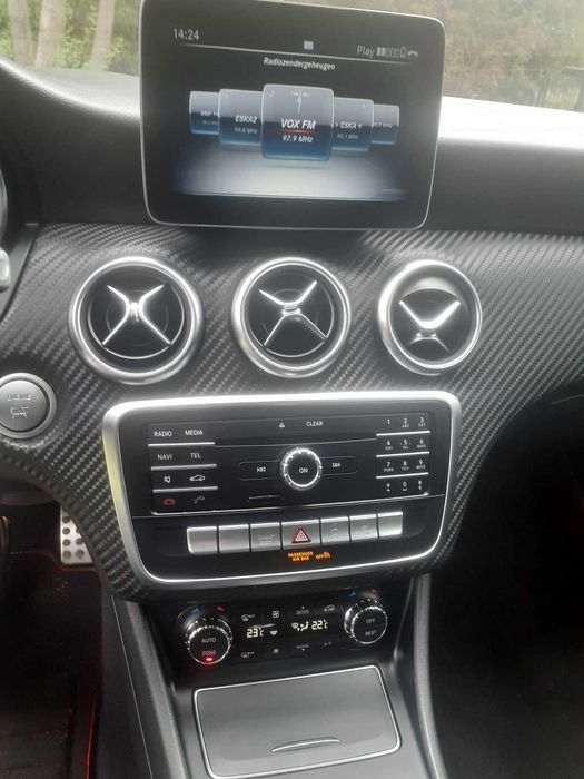 samochód osobowy Mercedes-Benz A 200, elektryczny szyberdach