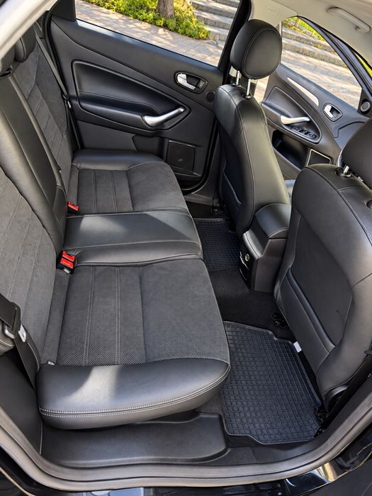 Ford Mondeo 2008 на автоматі у максимальній комплектації