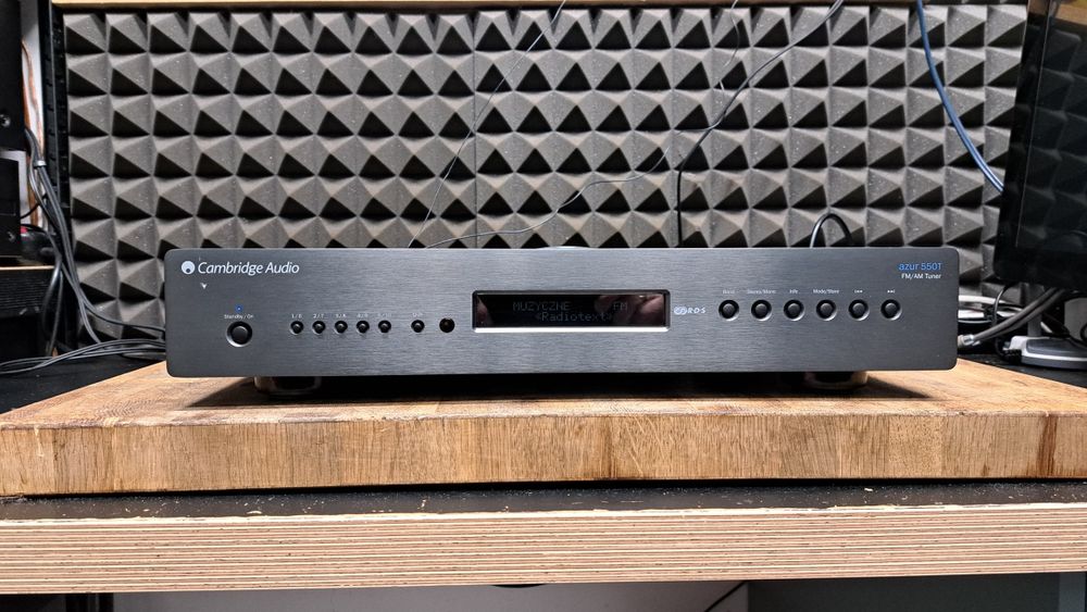 Tuner Cambridge Audio azur 550T