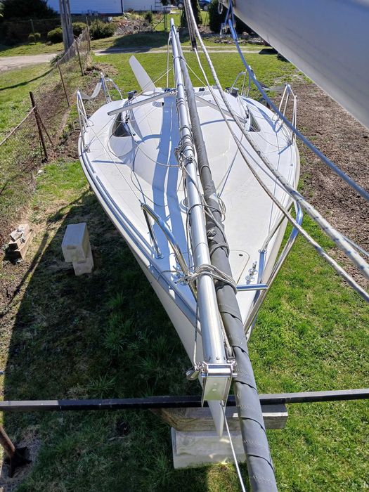 Jacht żaglowy Phobos 19