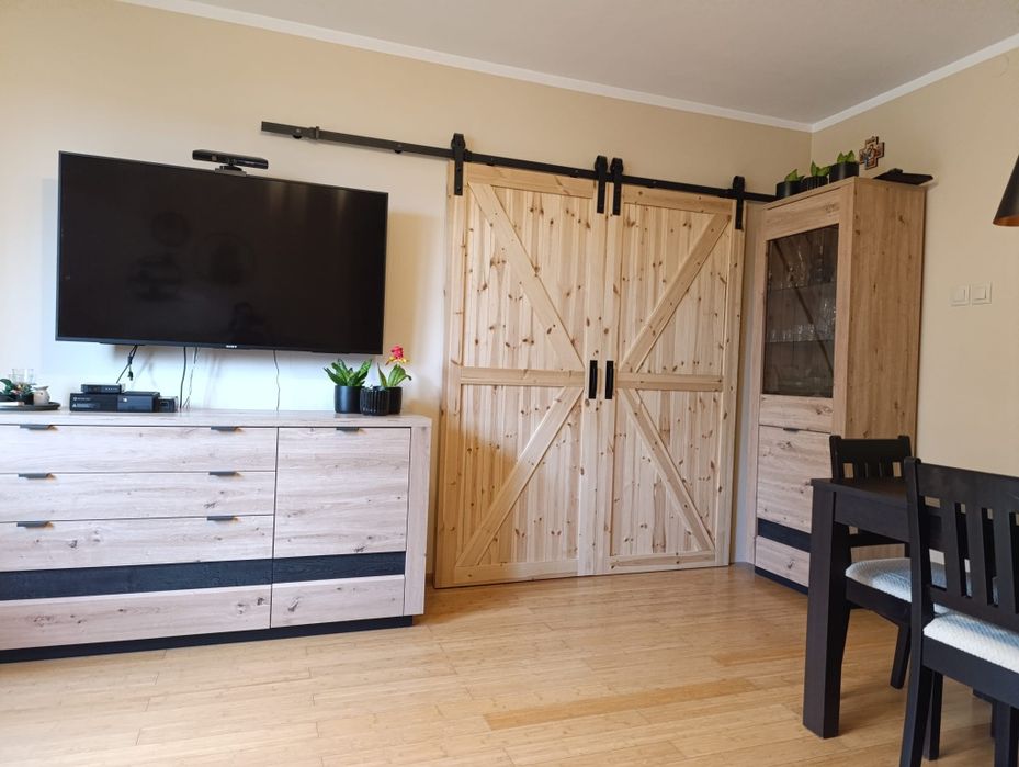 3 pokoje | 60 m² | 1 piętro | cegła | duża loggia | garaż | Nowe Miasto