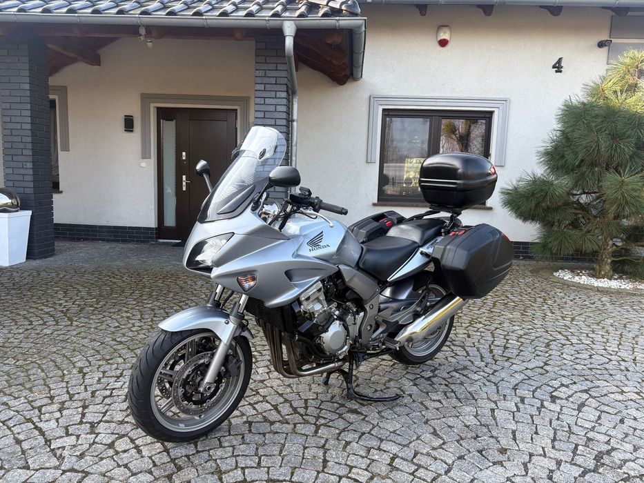 Honda CBF Honda CBF 1000 sc58 ASO ! Pedantyczna ! 3 kufry Givi !