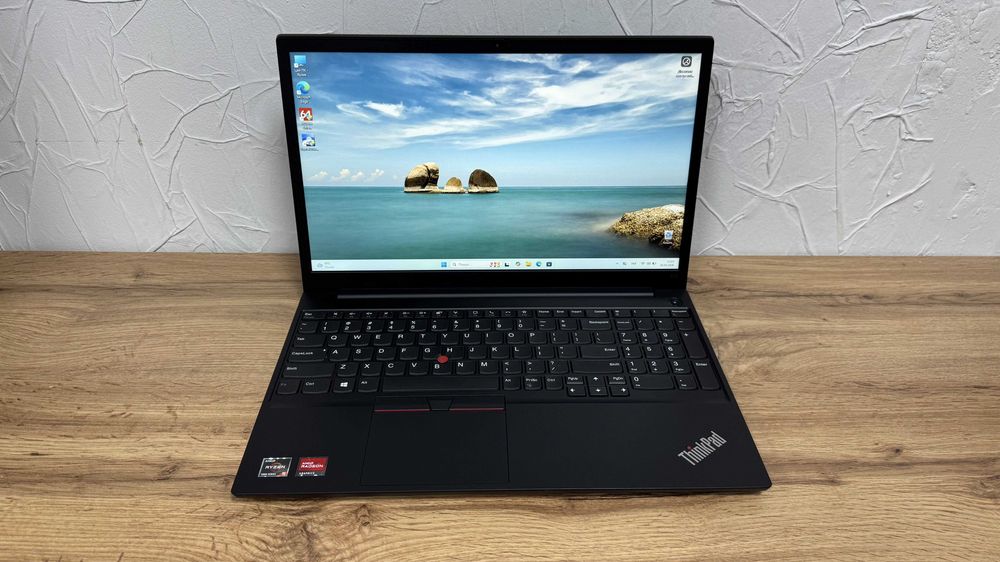 ThinkPad E15 Gen 3 – Ryzen 5 5500U, 12GB, 256GB SSD