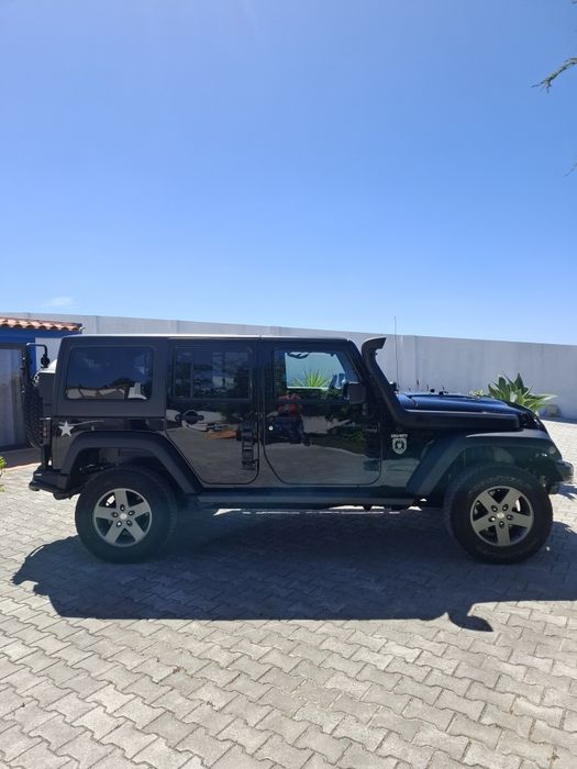 Jeep rubicon 2.8 crd  25 mil km como novo