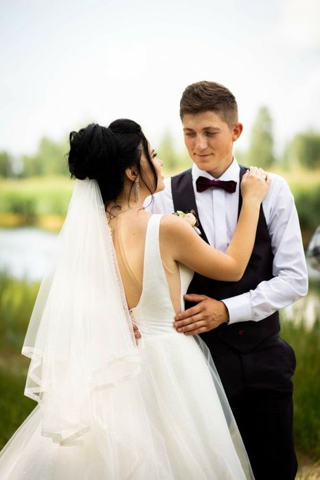 Весільна   сукня