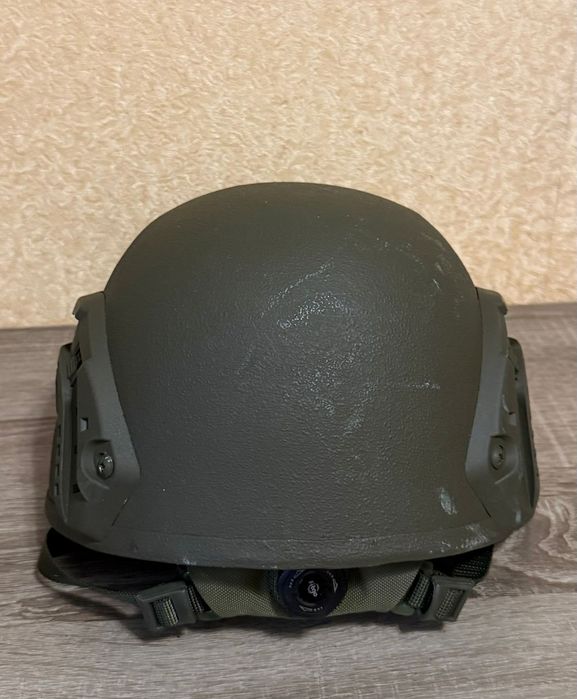 Продам шолом, каска 2М