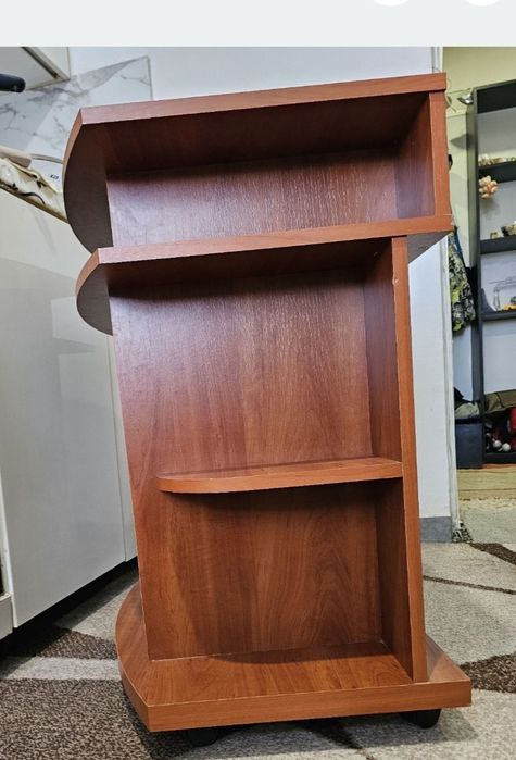 Столик,  тумбочка,полка