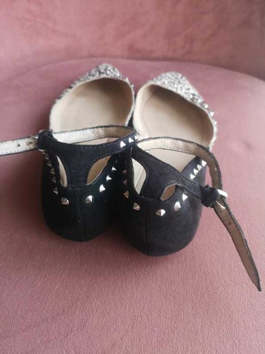 Zara Basic buty na płaskim obcasie ćwieki skóra r. 36