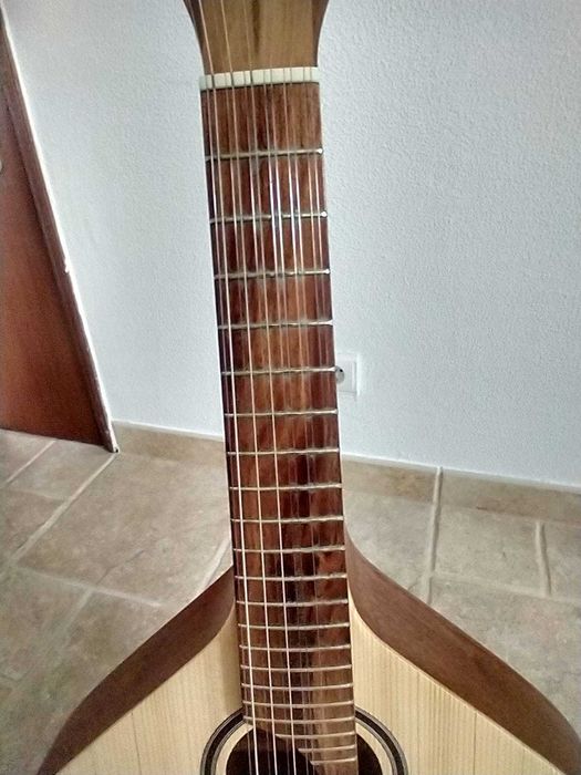 Guitarra portuguesa