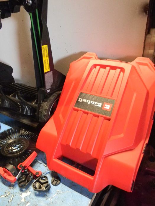 Zamiatarka ręczna Einhell TC KM 65