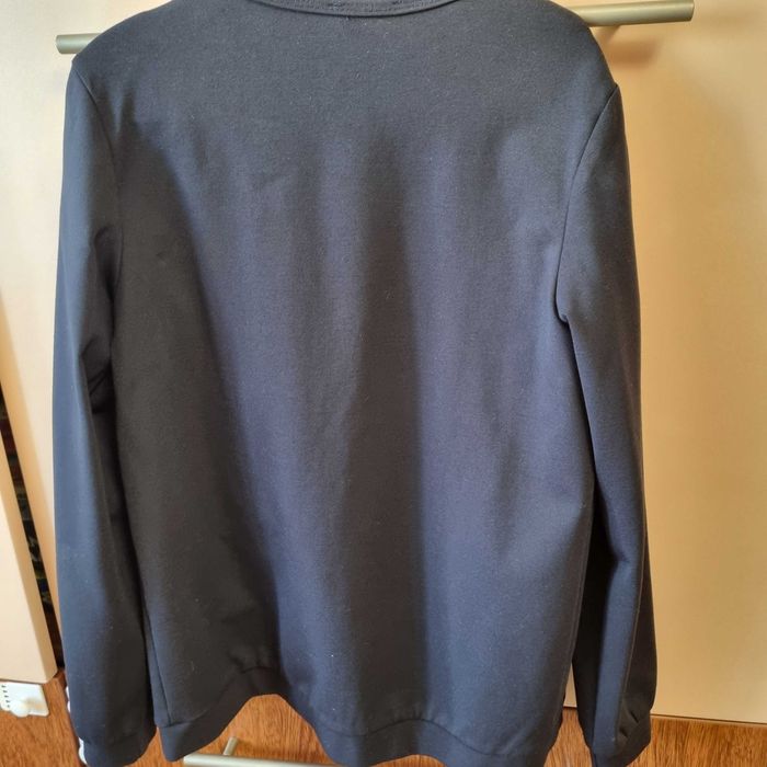 Продам кофту школьнице