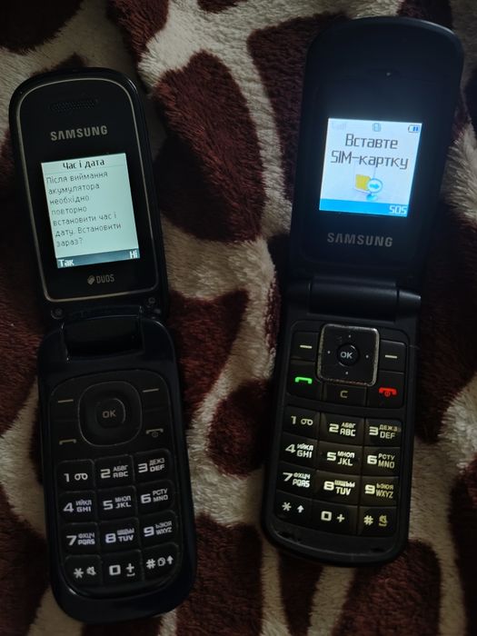 мобільні телефони samsung , Lenovo