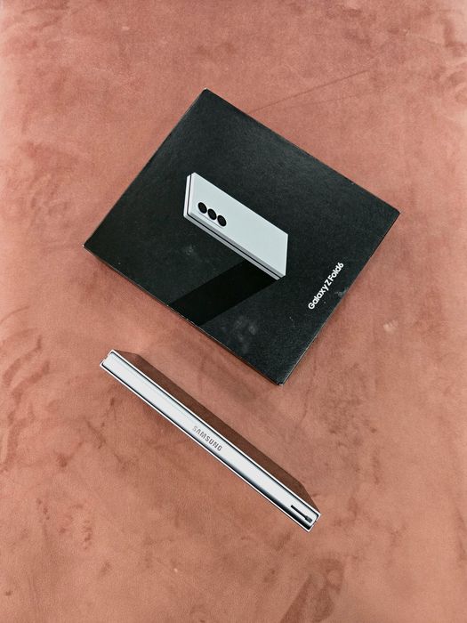 Samsung z fold 6 Silver Shadow  256GB  [Usado]