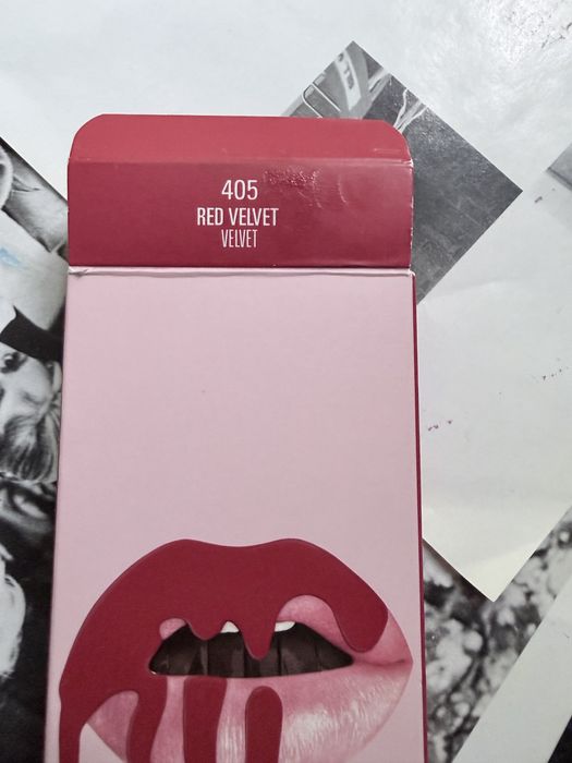 Kylie cosmetics lip set red