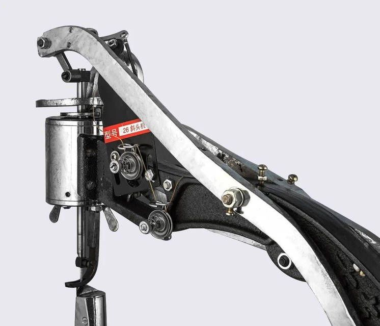 Швейная машина механическая Версаль для кожи, грубые ткани, ремонт обу