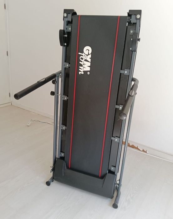 Passadeira Elétrica Dobrável GymForm – Excelente Estado