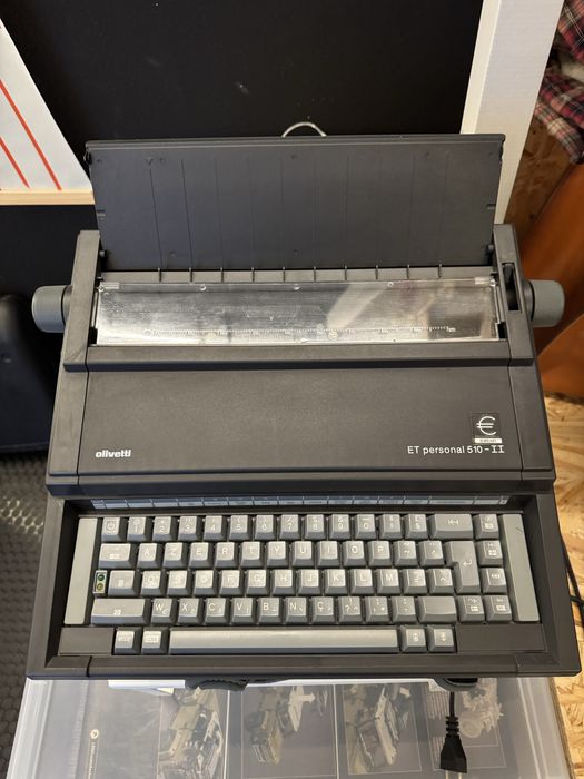 Maquina de Escrever Oliveti