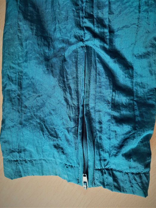 Женский спортивный костюм