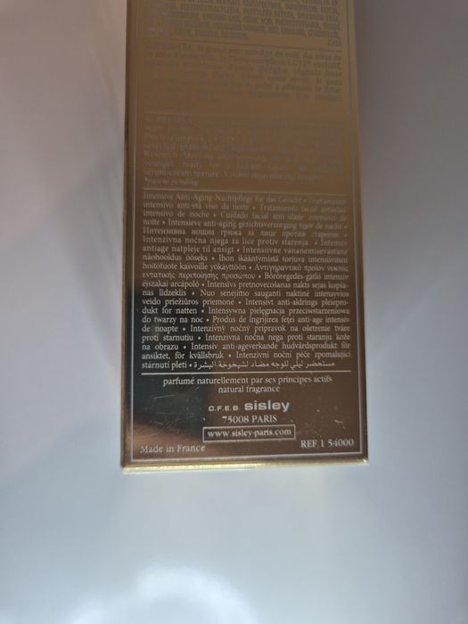 Sisley Supremya serum odmładzające na noc