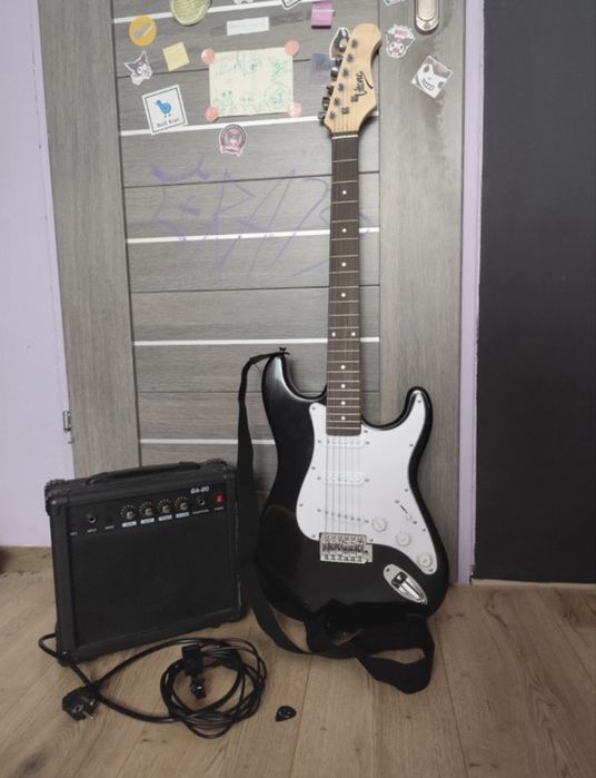 Gitara ze wzmacniaczem zestaw