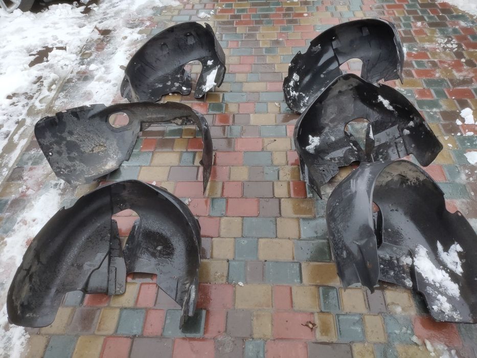 Подкрылок задний левый правый vw passat b5 универсал оригинал