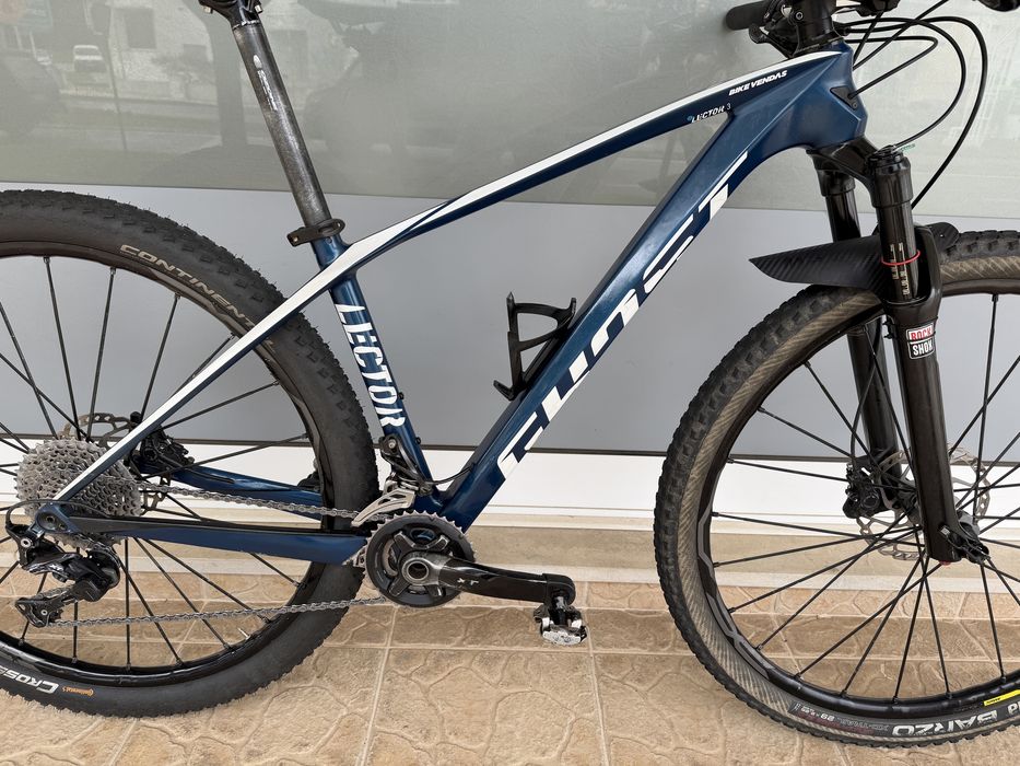 Bicicleta de BTT 29 - Bem equipada