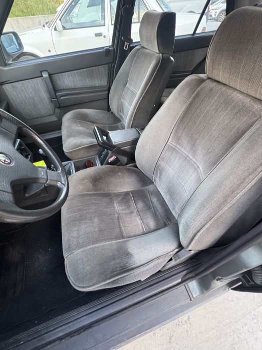 Alfa Romeo 75 , 1.6 carburadores